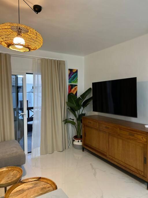 Moderno Apartamento Cerca Al Mar Tías Екстериор снимка